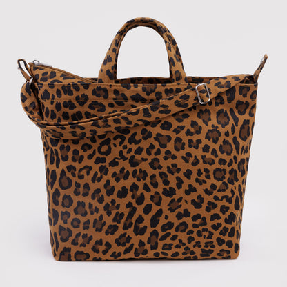 BAGGU Leopard Horizontal Zip Duck Bag