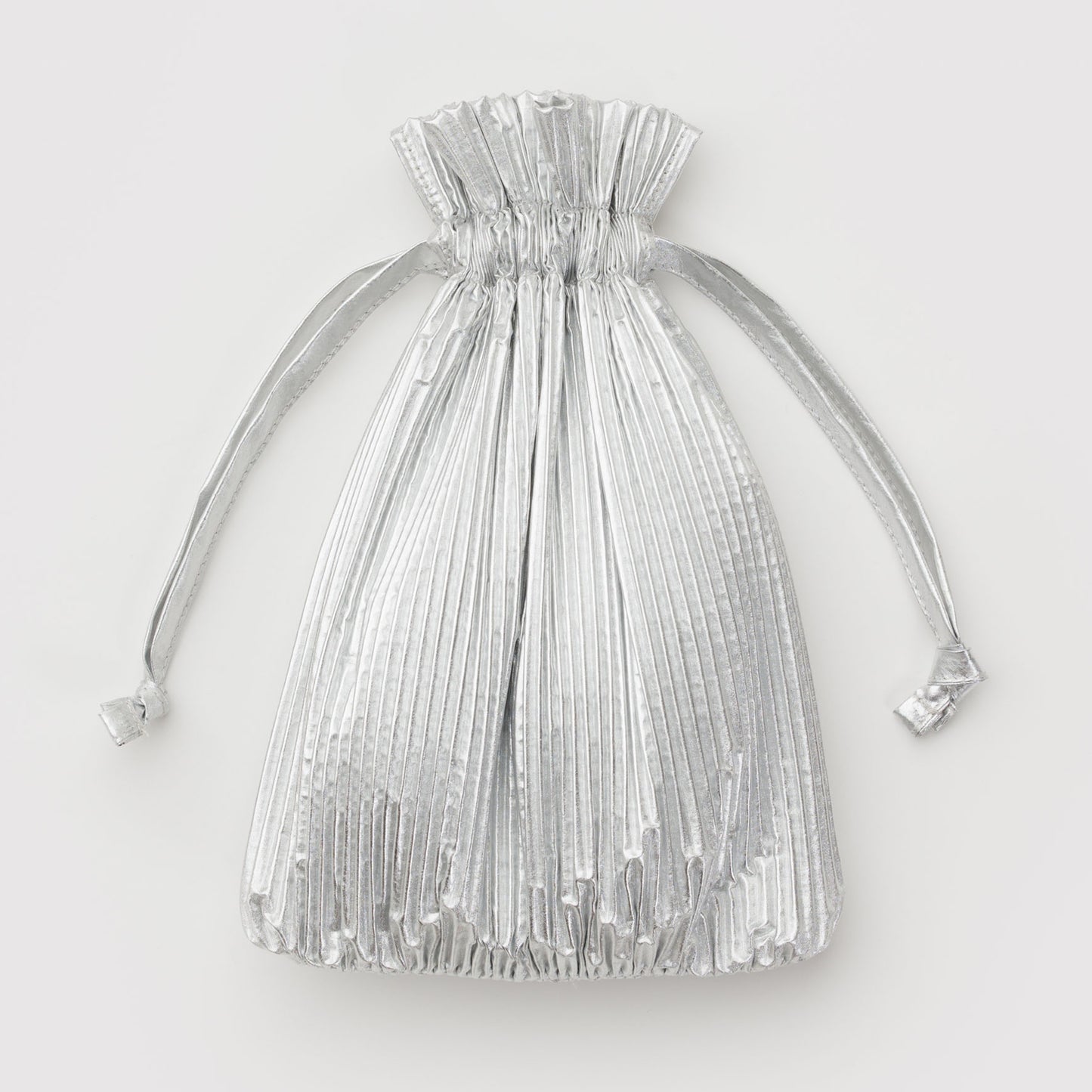 BAGGU Chrome Metallic Pleated Baggu