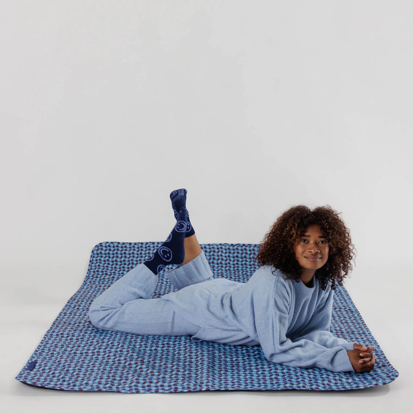 BAGGU Puffy Picnic Blanket: Wavy Gingham Blue