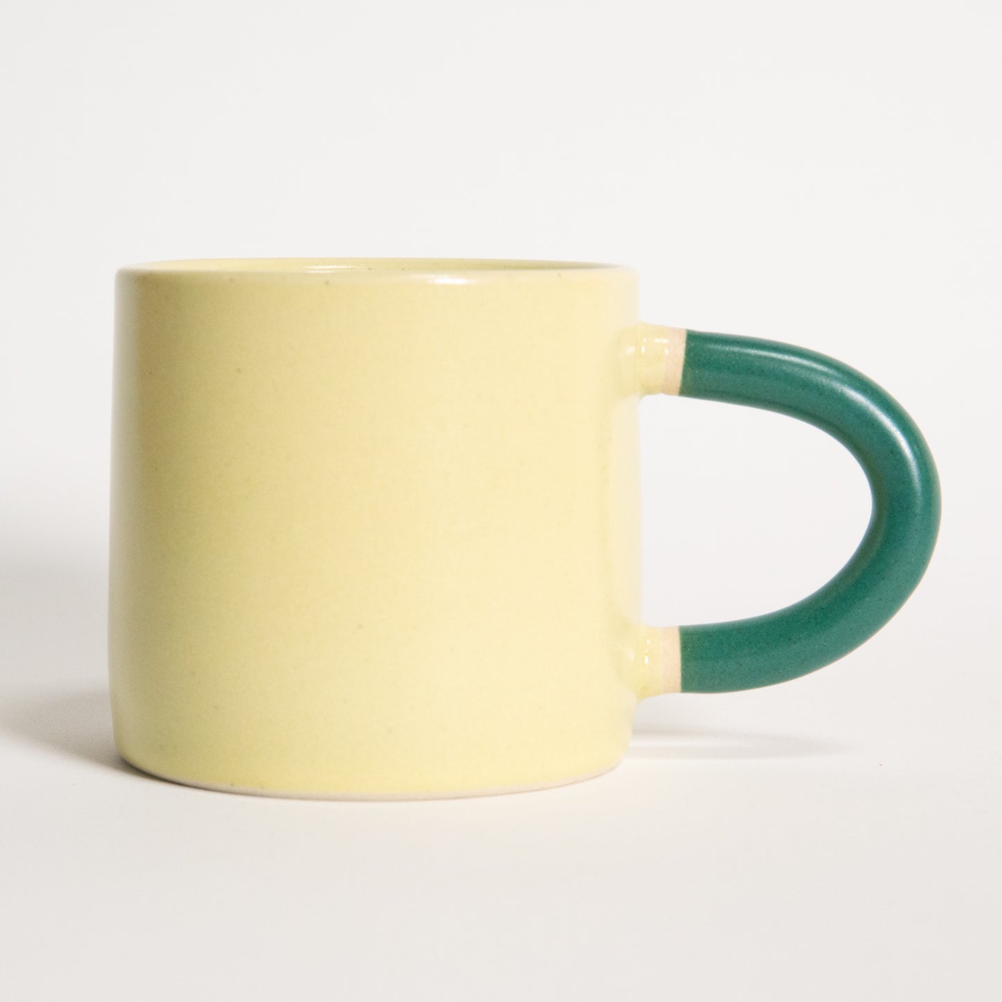 Classic Mug in Butter with Emerald Handle