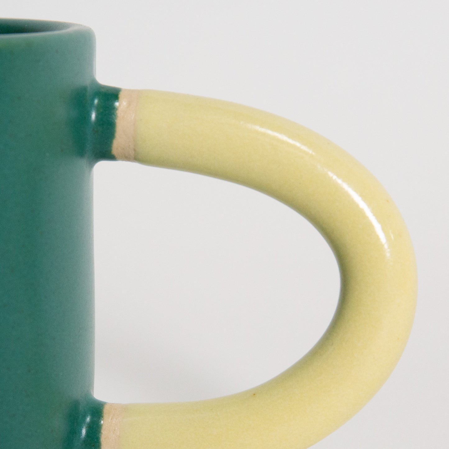 Classic Mug in Emerald with Butter Handle