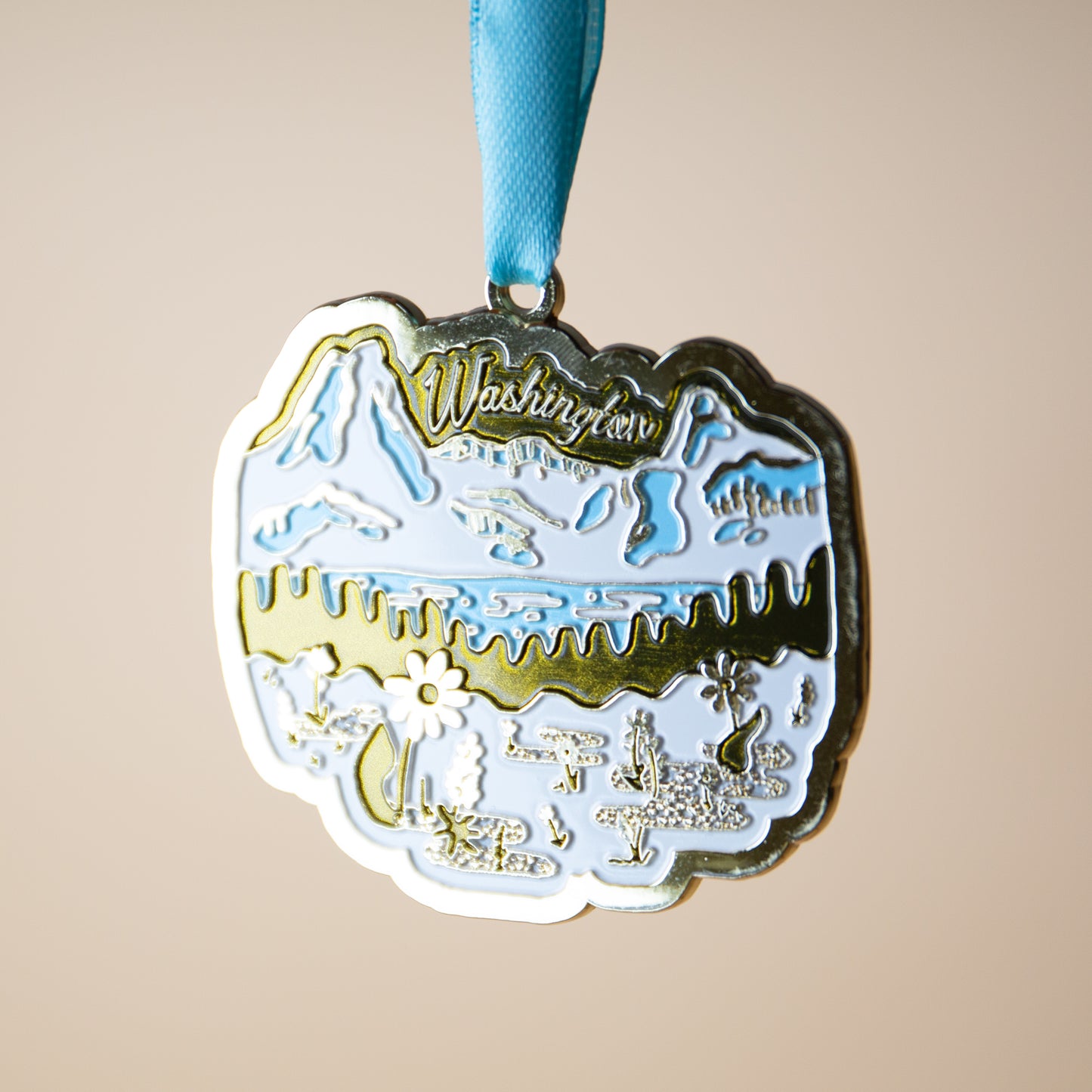 WA Mountain Meadow Glass Ornament