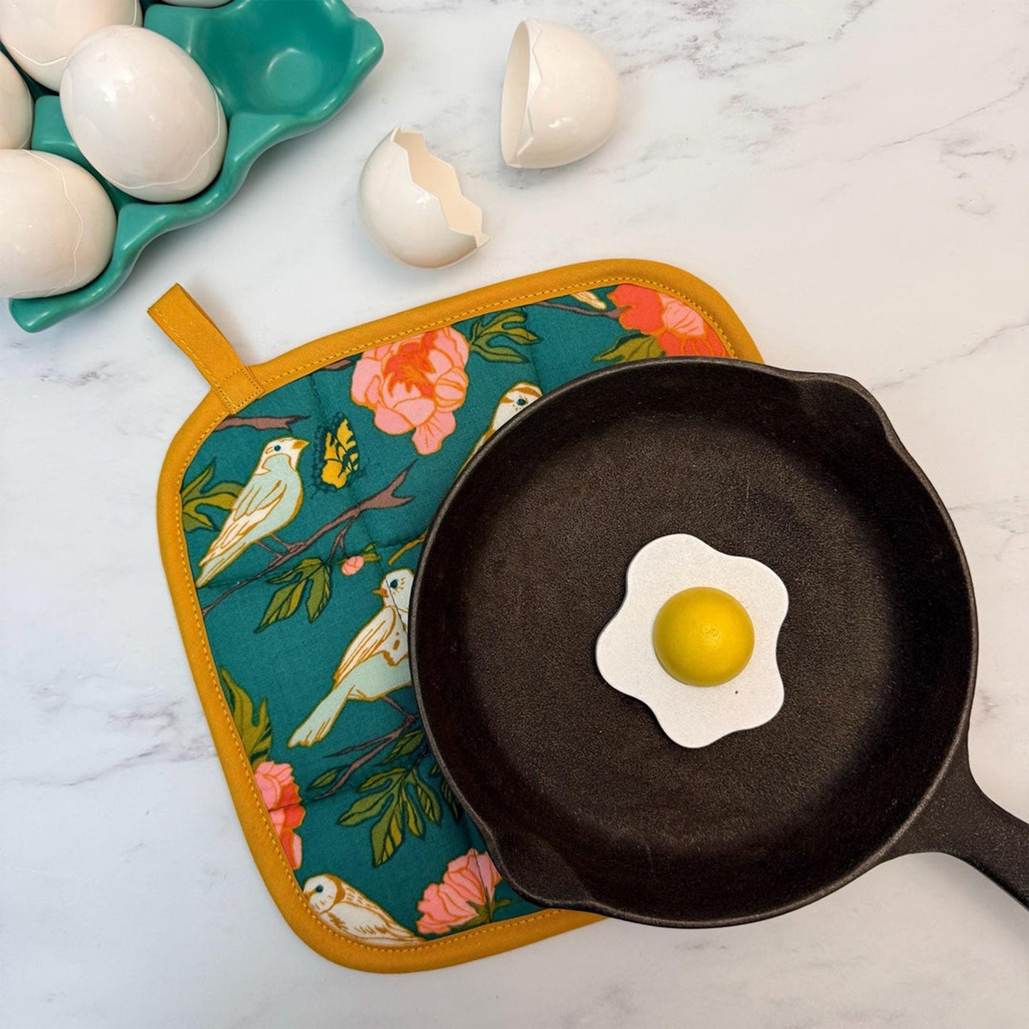 Collisionware Pot Holder