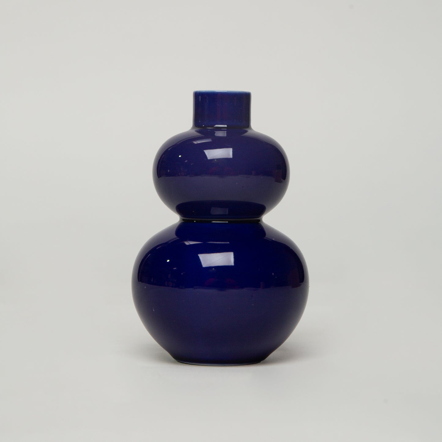 Mini Double Lobed Vase in Glossy Indigo