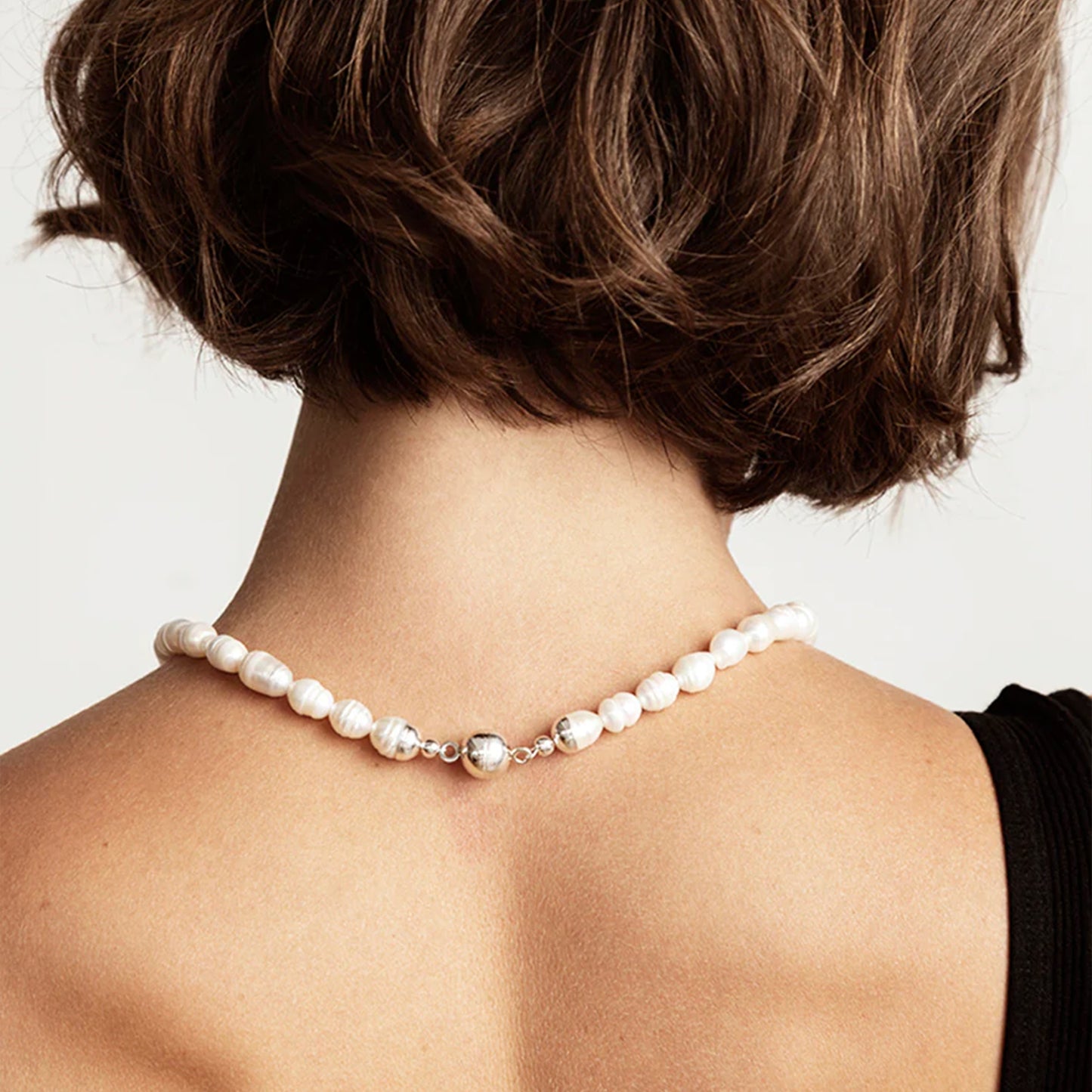 Lenora Pearl Necklace