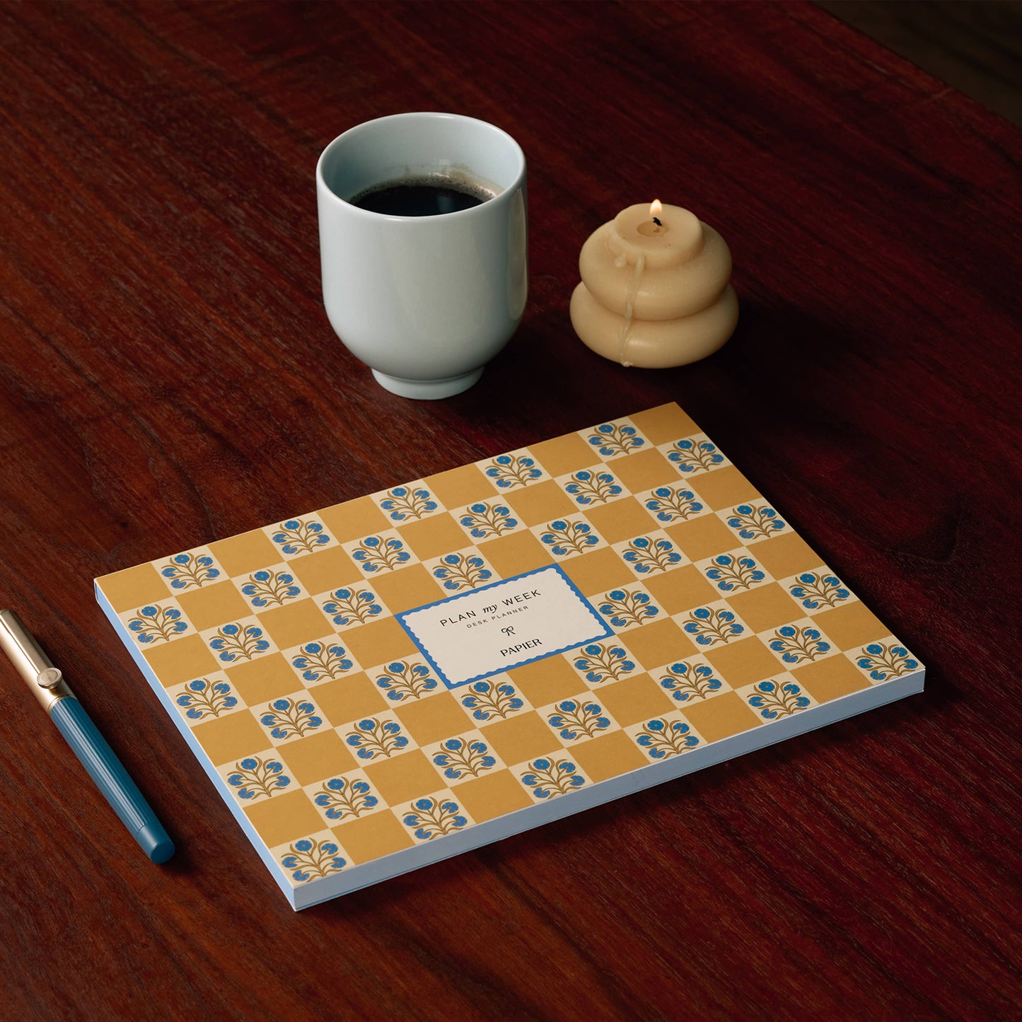 Floral Checkerboard Weekly Desk Planner