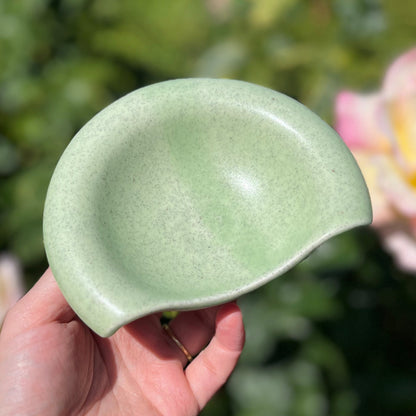 Slice Spoon Rest in Matcha