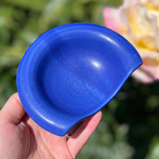 Slice Spoon Rest in Pool Party