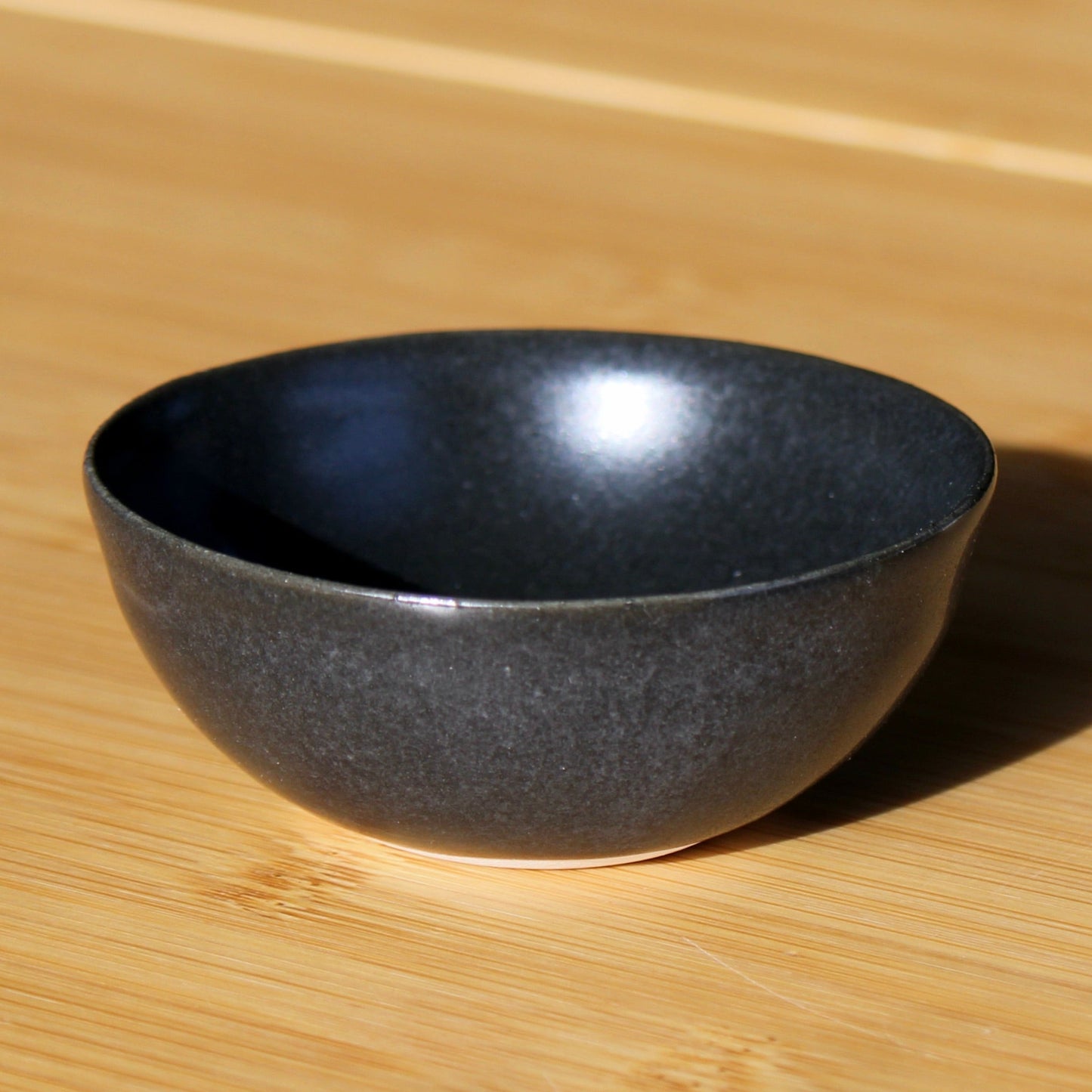 Bitty Bowl in Onyx