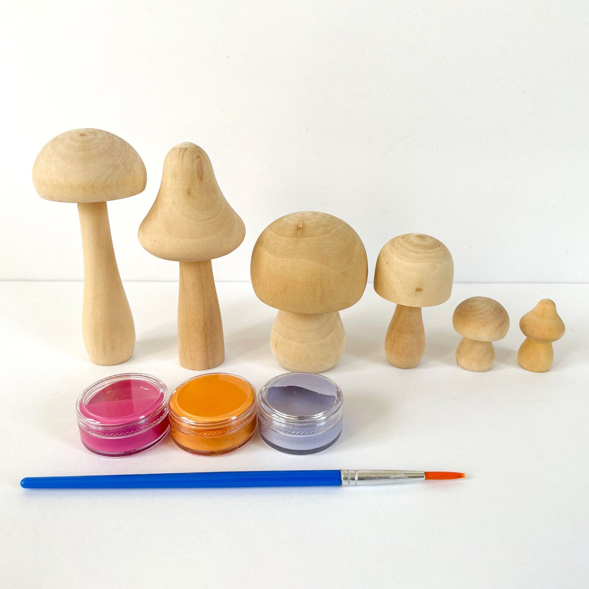 Unfinished Wooden Mushrooms Set